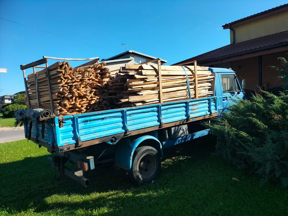 Drewno opałowe deski po paletach
