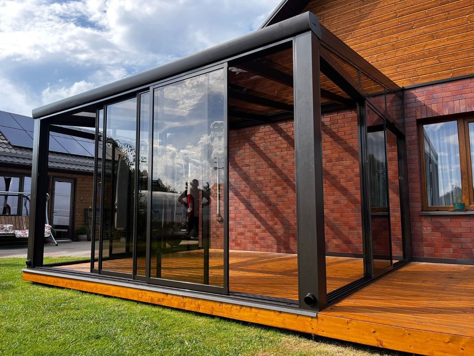 Zadaszenie tarasu konstrukcja aluminiowa pergola antracyt poliwęglan
