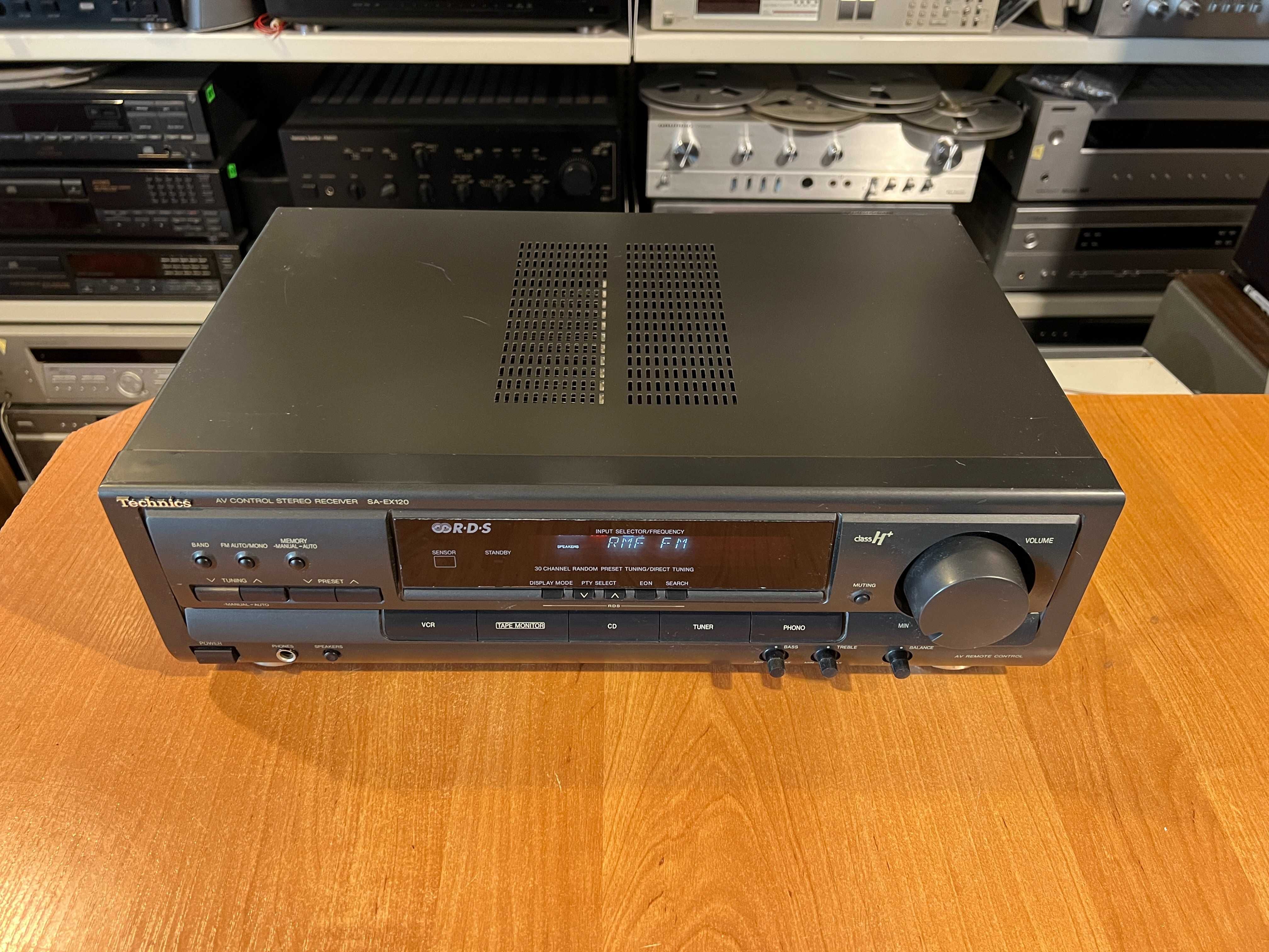 Amplituner stereo Technics SA-EX120 Audio Room