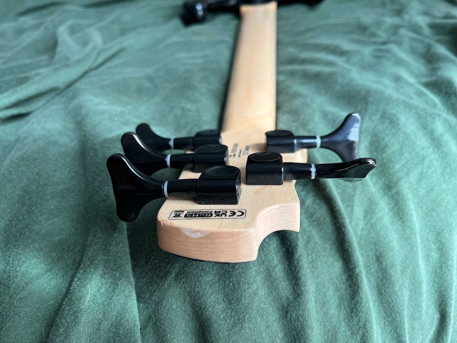 Gitara basowa Cort C5 BK Deluxe 5 strun - świetny stan