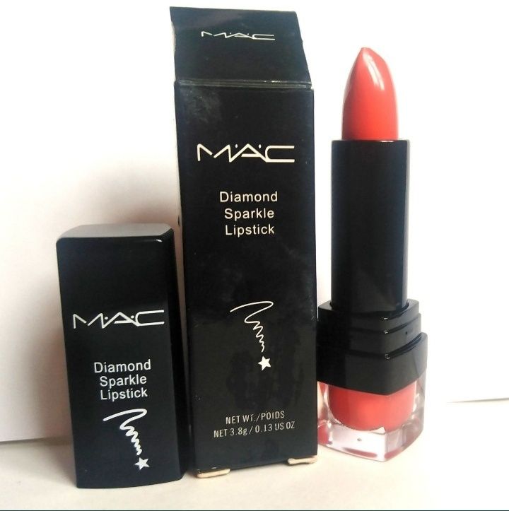 Кашелек.Губная помада MAC Diamond и Помада-блеск MAC Matte Lipstick.