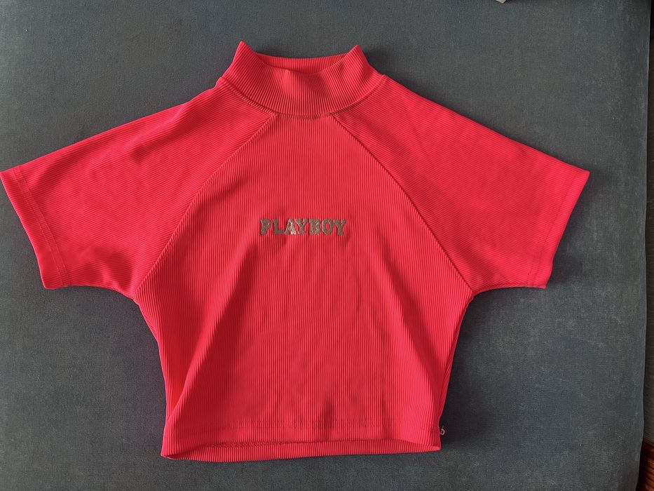 Оригінальний топ від Плейбой