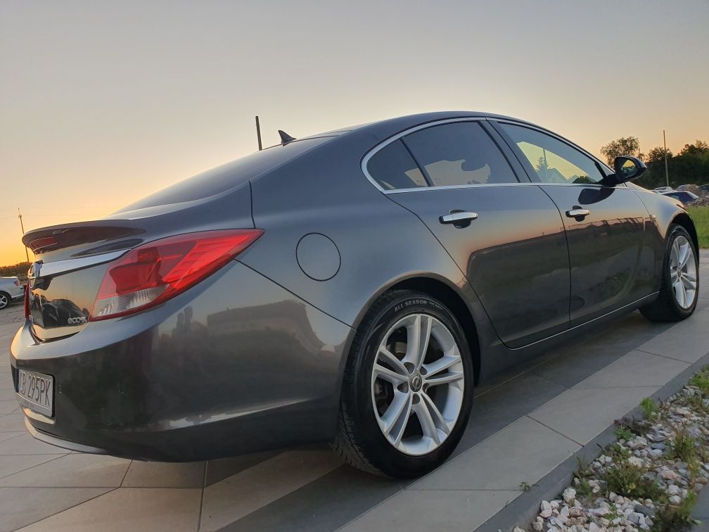 OPEL INSIGNIA A * 2 Lata w Kraju *Doinwestowana $ Bogate Wyposażenie $