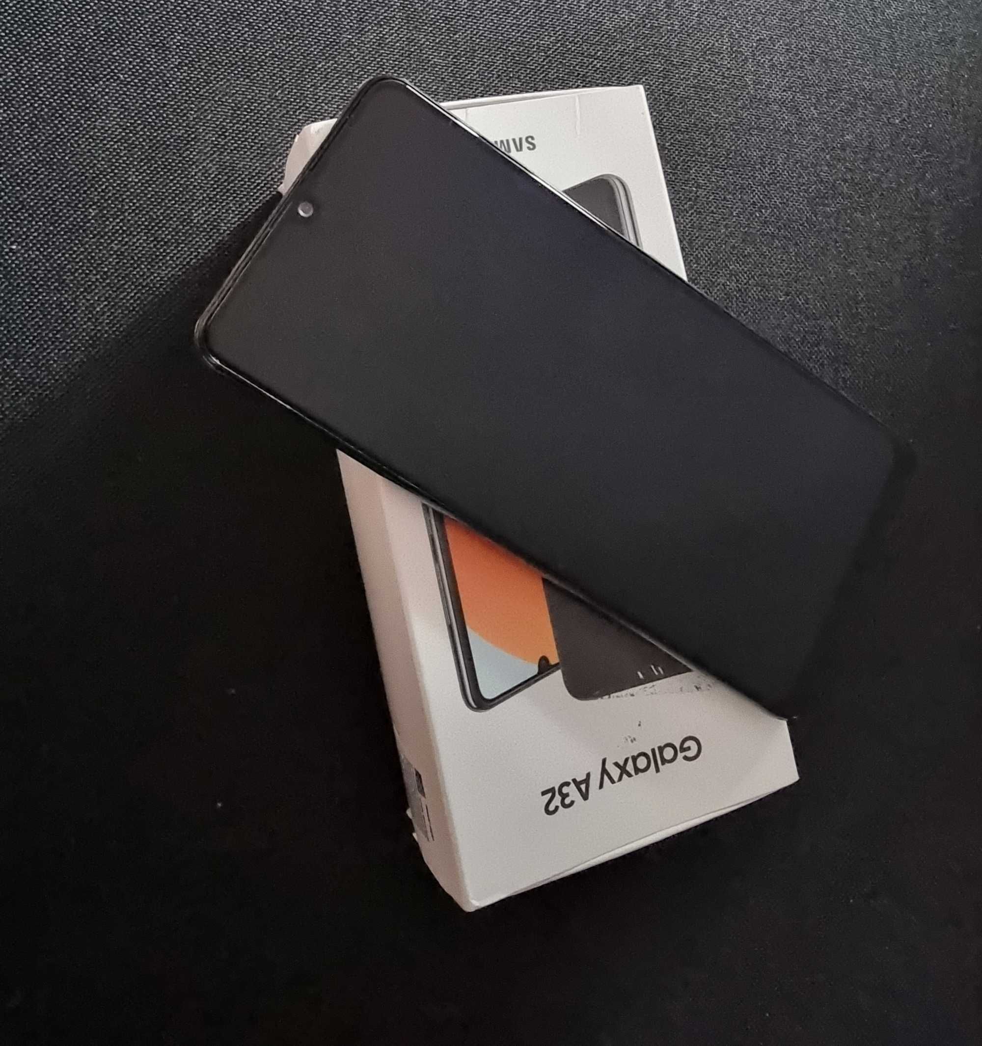 Piekny case Samsung Galaxy A32 128gb czarny zamiana zamienie amoled