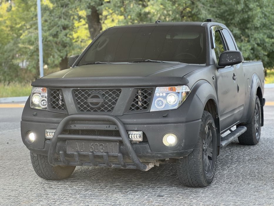 Nissan NAVARA 2,5 disel
