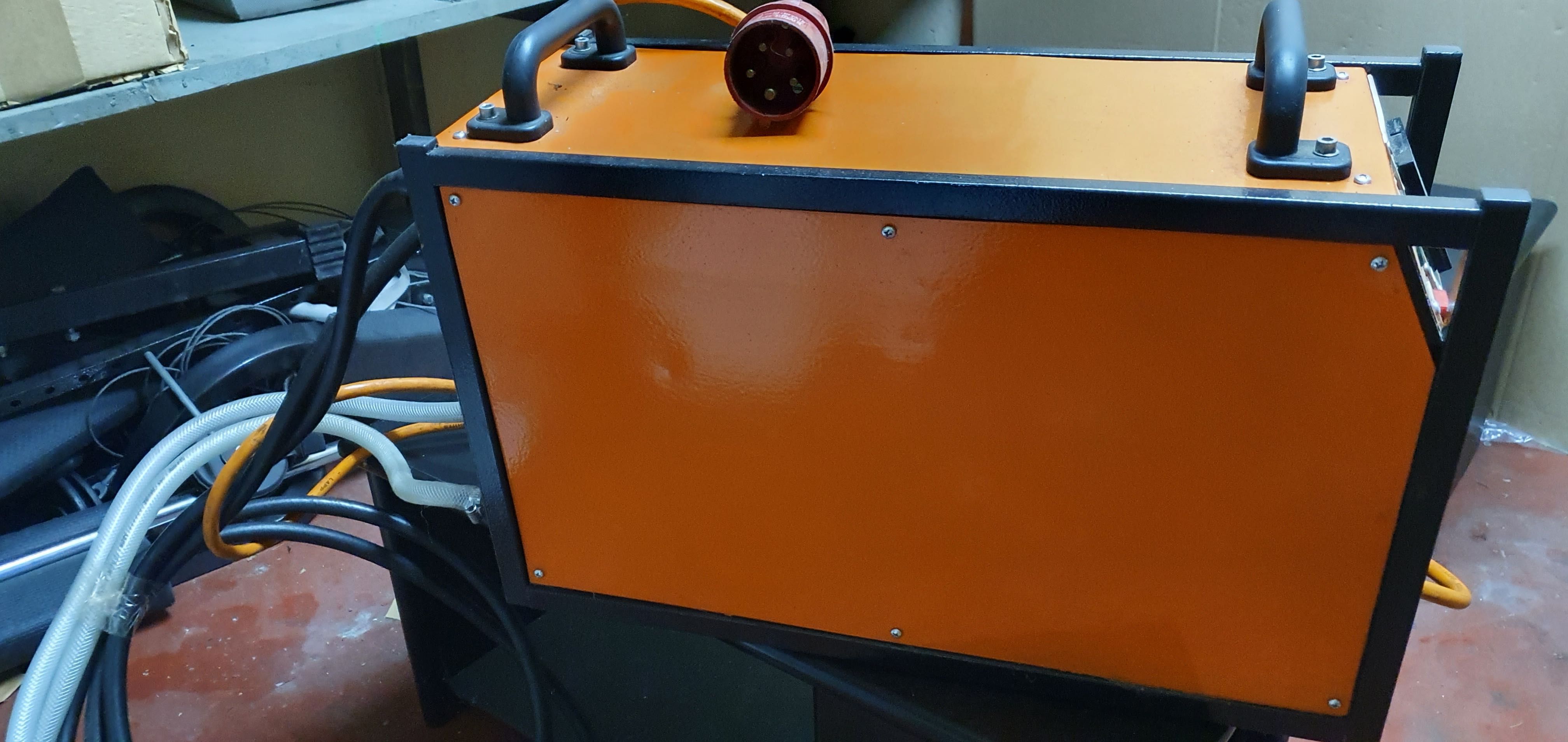 Autotherm - urządzenie do regulacji temperatury form wtryskowych
