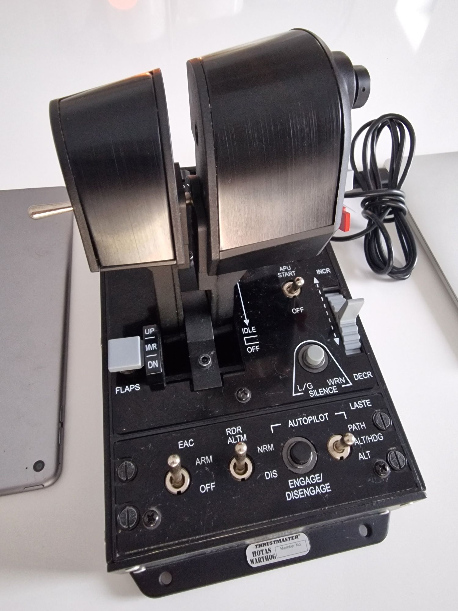 Thrustmaster Duplo acelerador HOTAS Warthog PC simulador voo