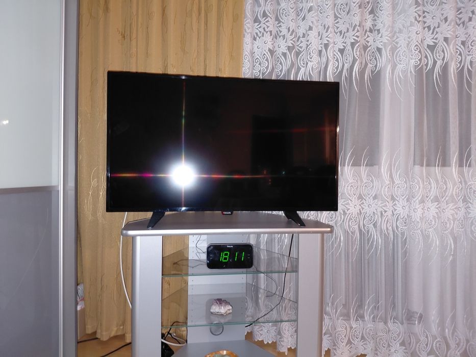 Telewizor Philips 40 cali - idealny