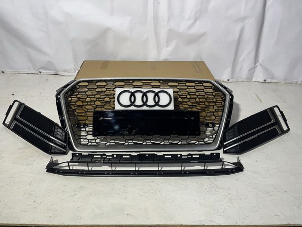 Решітка радіатора Audi A4 B9
