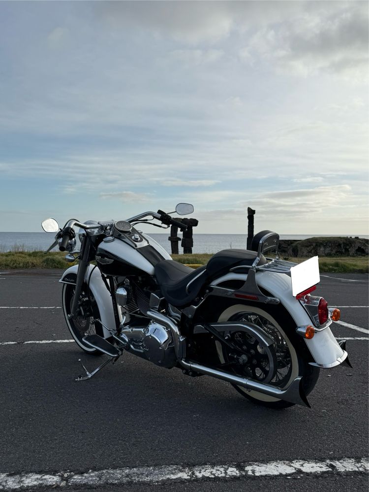 Harley-Davidson Softail Deluxe