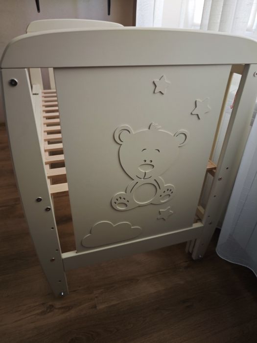 Кроватка дитяча.