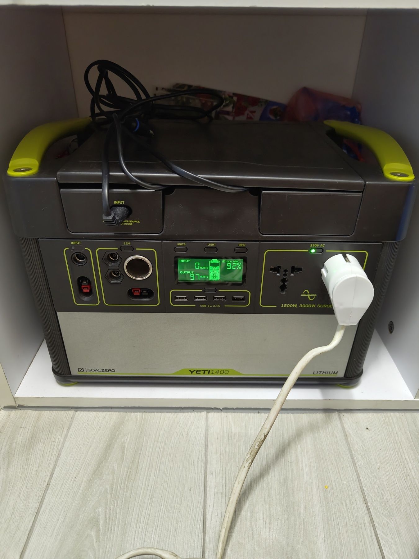 Потужна зарядна станція /3000W/ Goal Zero YETI 1400  повербанк екофлоу
