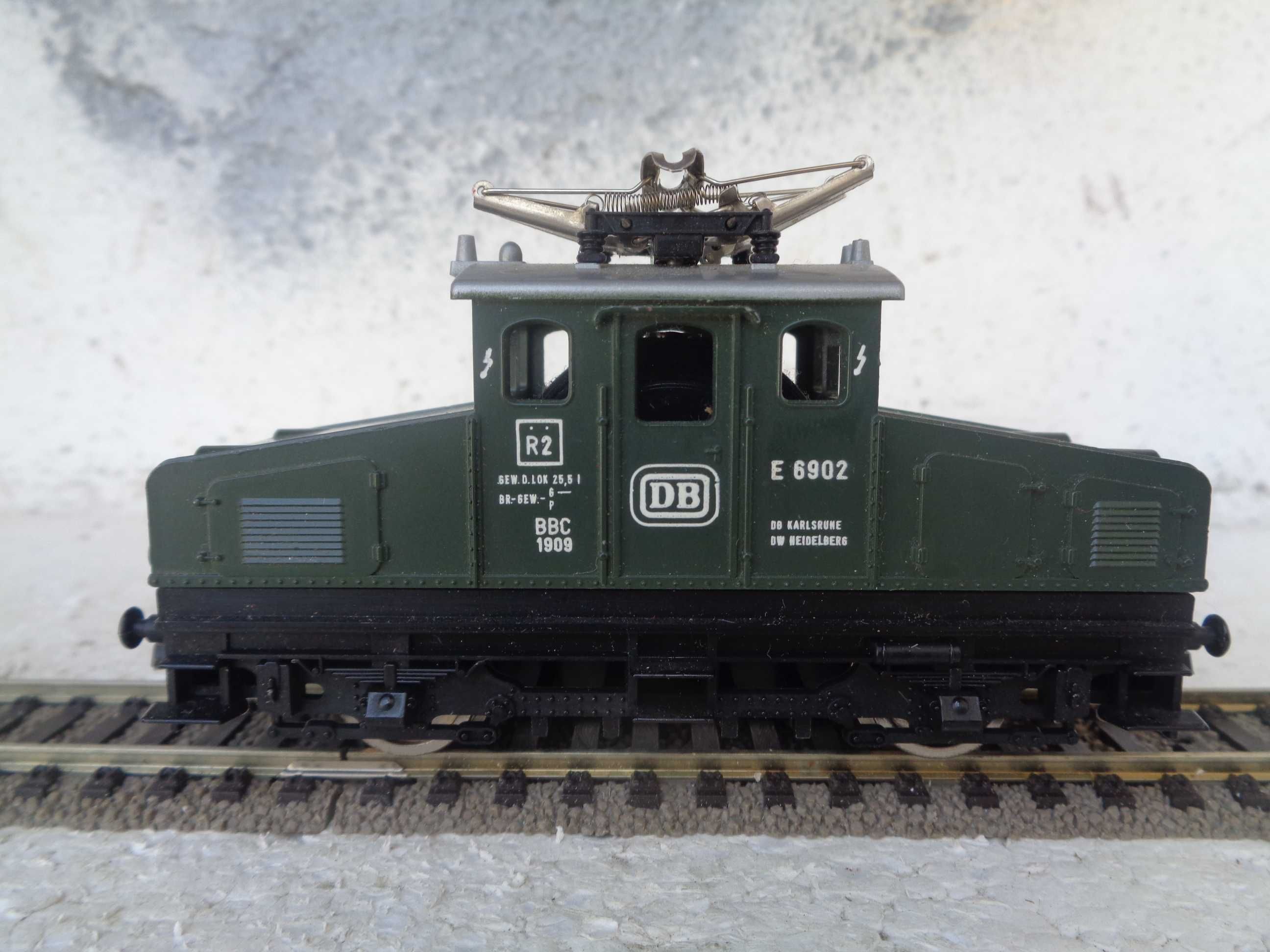 1:87 LIMA Locomotiva eletrica E 69 da DB comboio