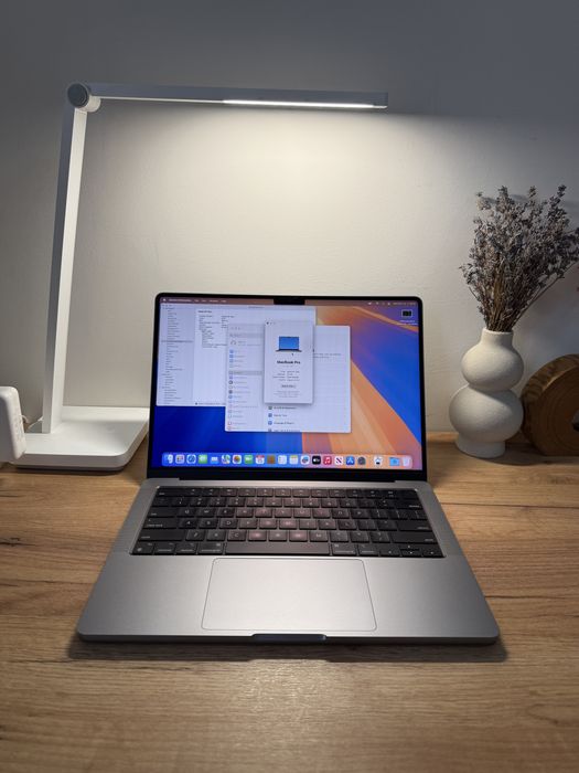 MacBook Pro 14 2021 32-Core GPU M1 Max 32GB 512Gb