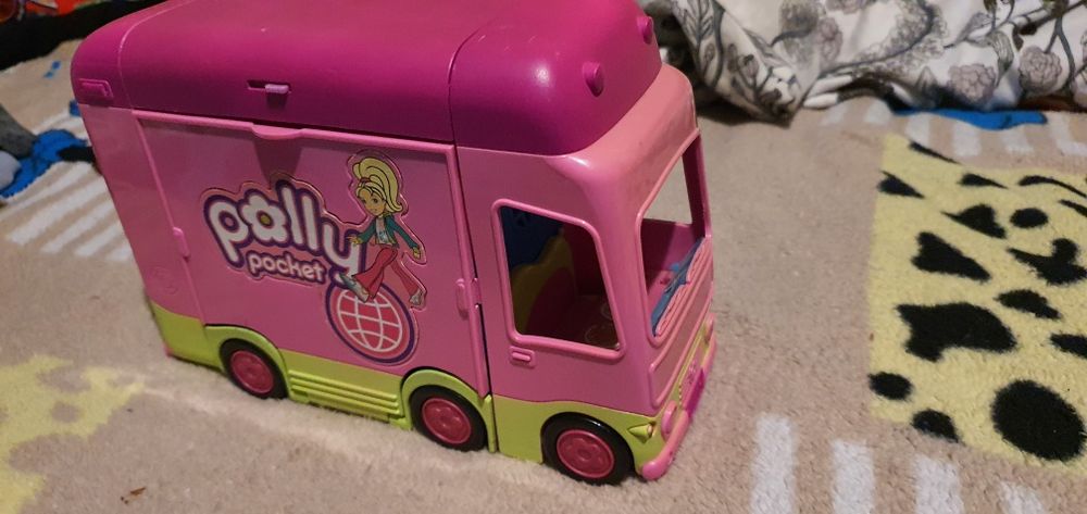 Auto Polly Pocket+laleczki