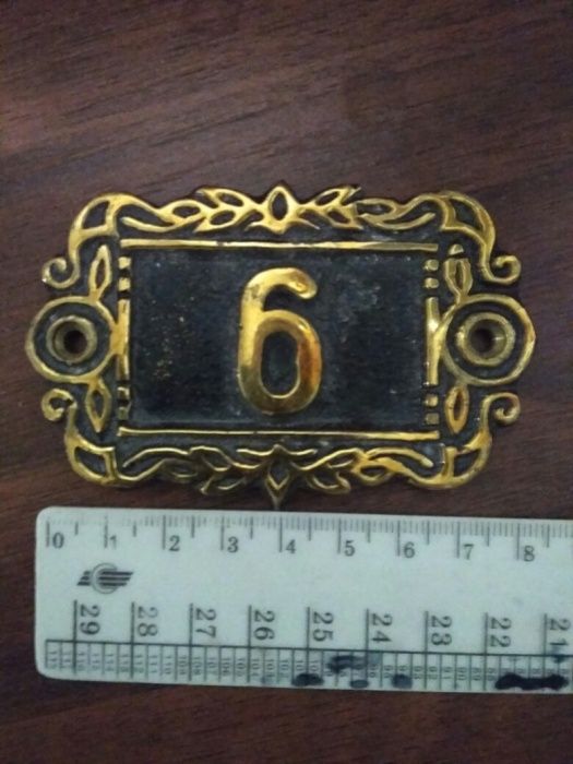 Номер на двери латунь,ручная работа "6" или "9"