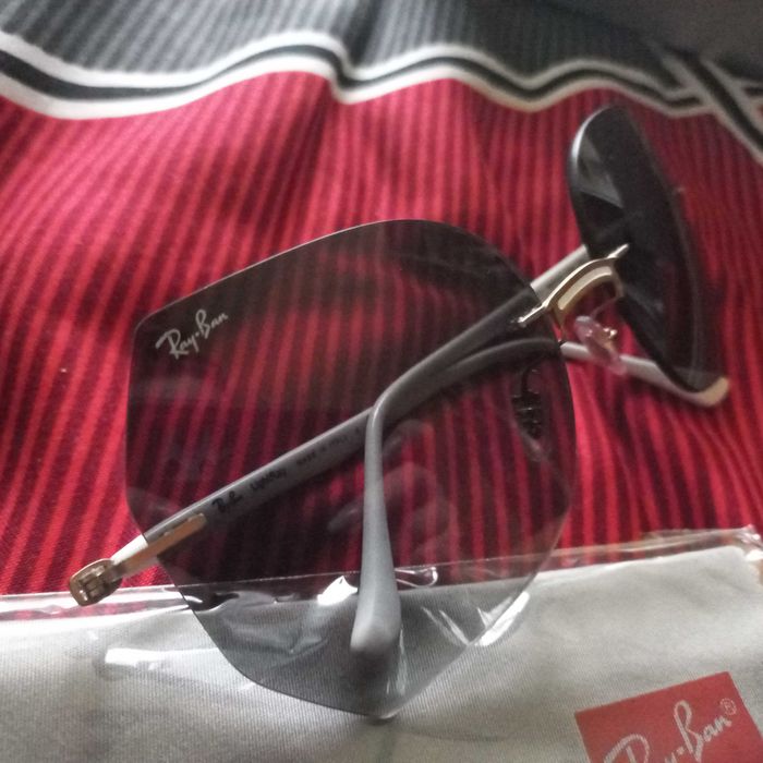 Okulary Ray Ban 0RB8065 white on gold grey gradient dark grey