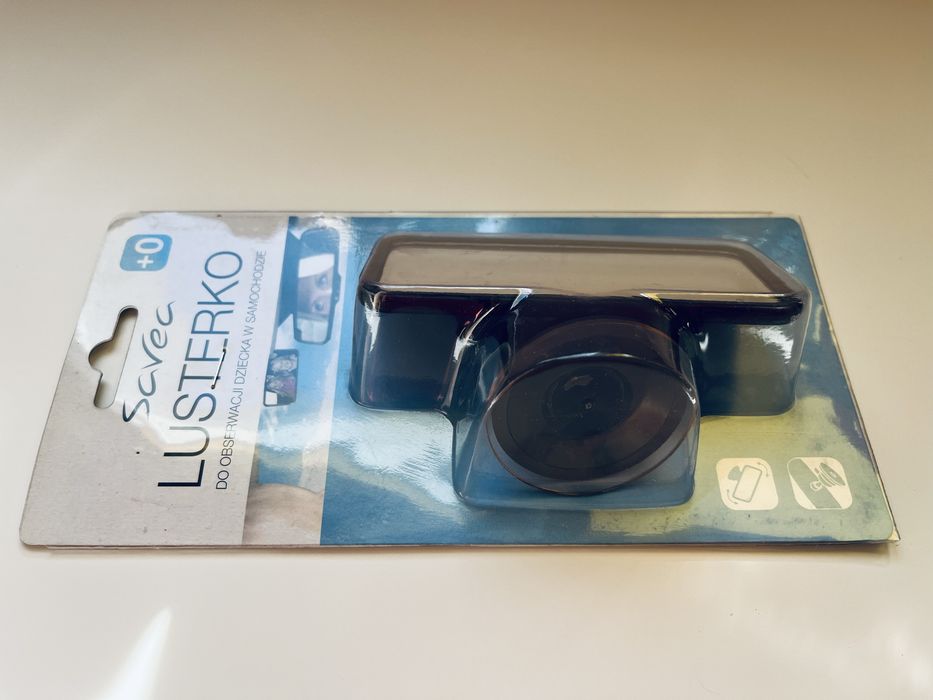 Lusterko do obserwacji dziecka w samochodzie