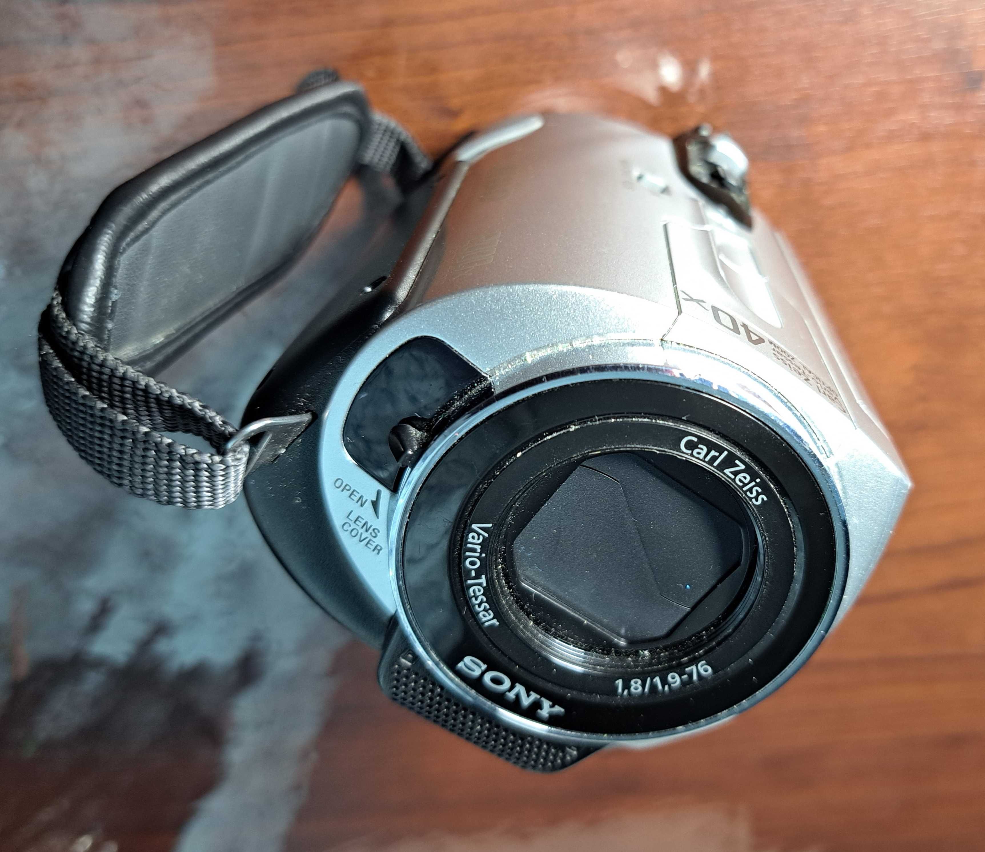 Відеокамера цифрова  SONY DCR-SR42, 30 Гбт. Оптичний зум-40х