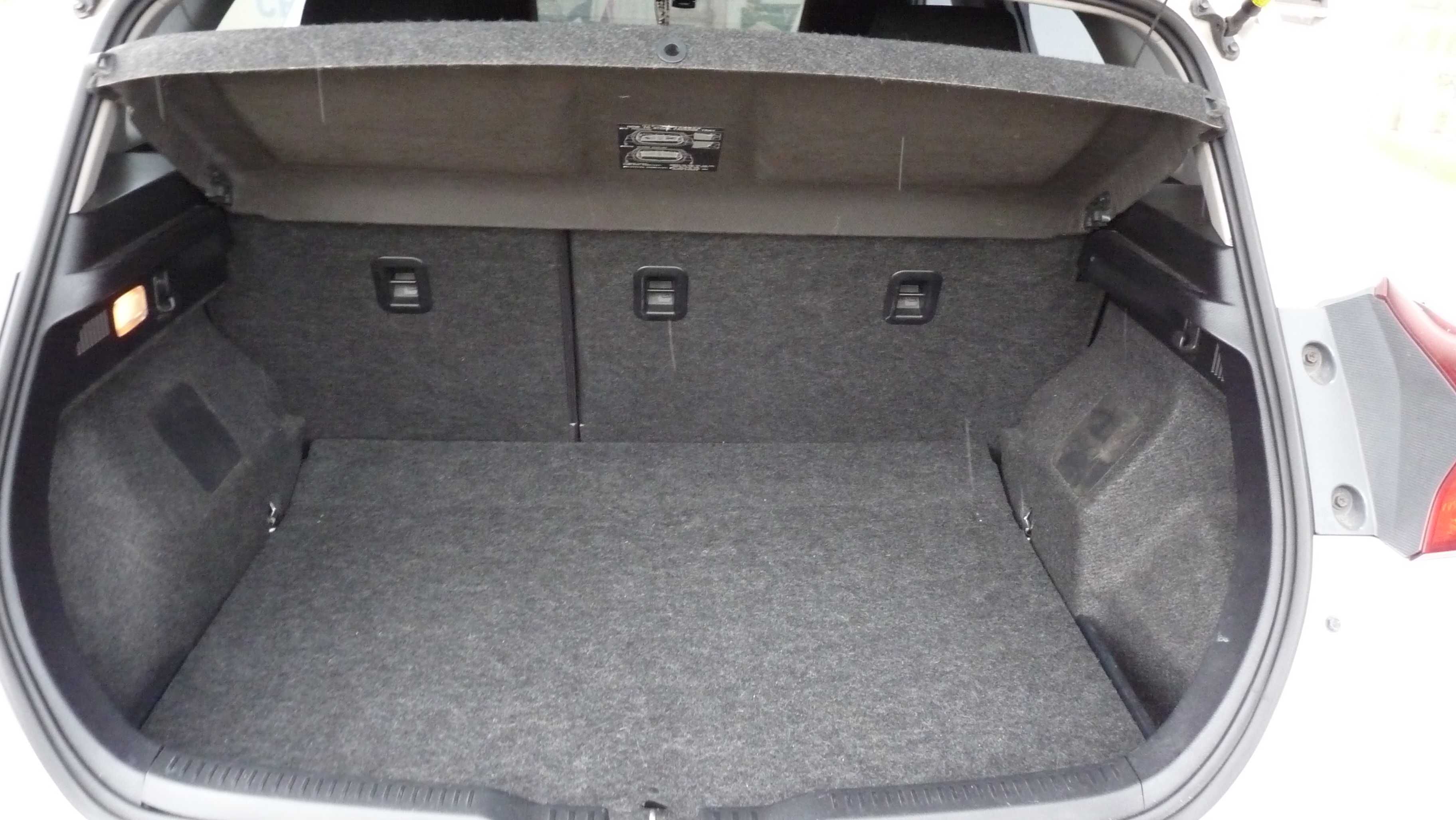 Toyota corolla iM w stanie idealnym -perełka