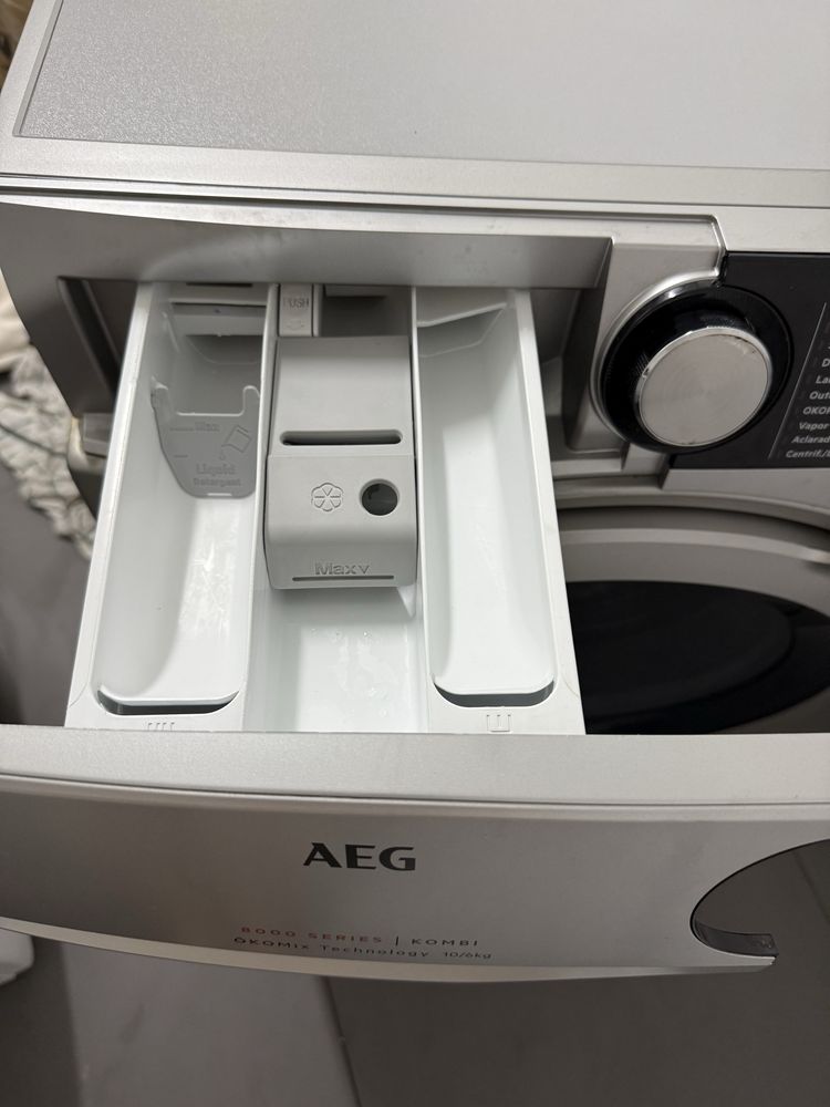 Maquina AEG lavar e secar 10Kg cinza prateada