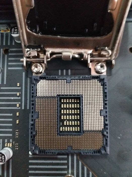 Материнська плата MSI Z590 PRO WiFi  сокет 1200