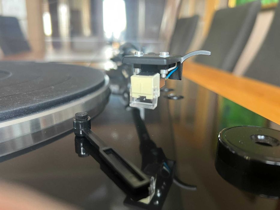 Gramofon Denon DP-300F - mało używany, stan bardzo dobry