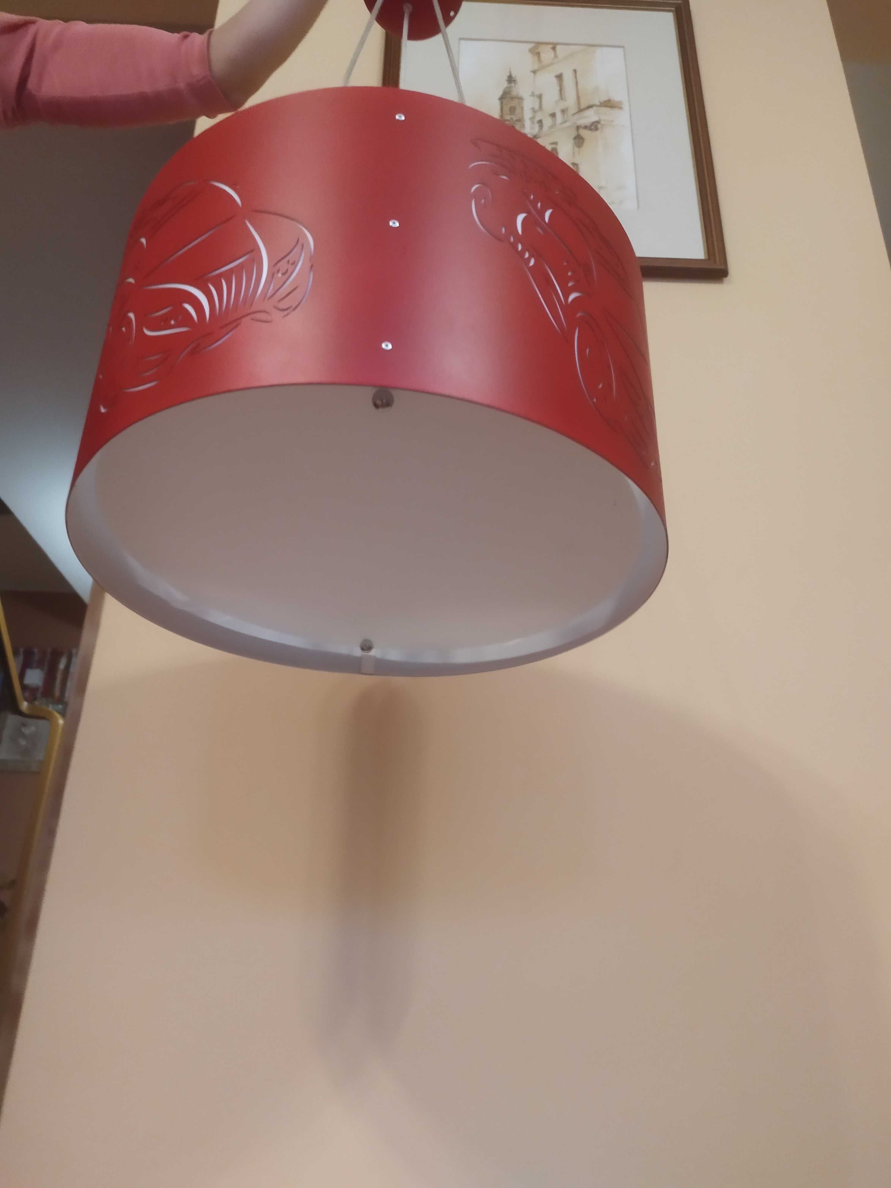 Lampa wisząca czerwony samochód