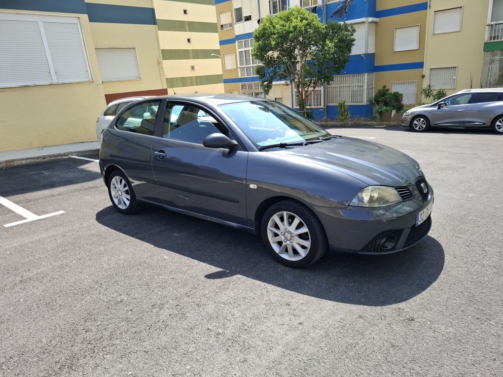 Seat ibiza 2007 selo antigo 178milkms