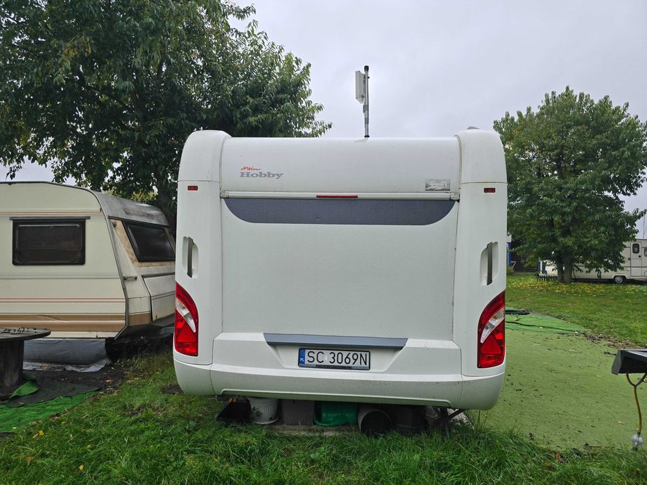Przyczepa kempingowa HOBBY 545 KMF DeLuxe TRUMA salon polska faktura