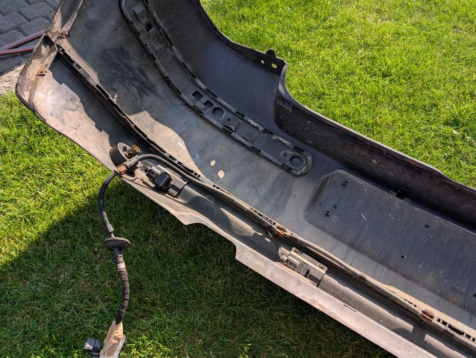 Zderzak tylny Golf 4 LB5N HB 5D Dokładka PDC czujniki parkowania moduł