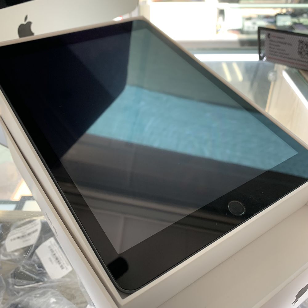 Apple iPad 2020 8-Gen 128Gb Space Оригінал/Айпед/Айпад/Планшет