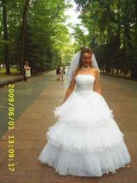 Прокат шикарного свадебного и вечернего платья