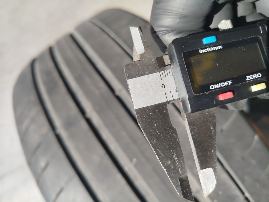 Pneu goodyear eagle f1 235/40/18