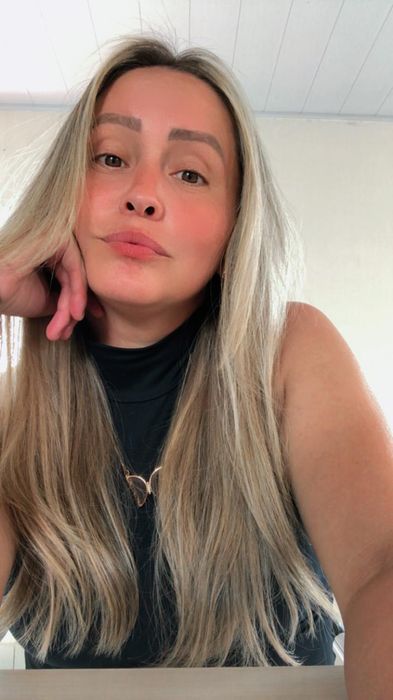 Cabeleireira a domicílio no conforto da sua casa