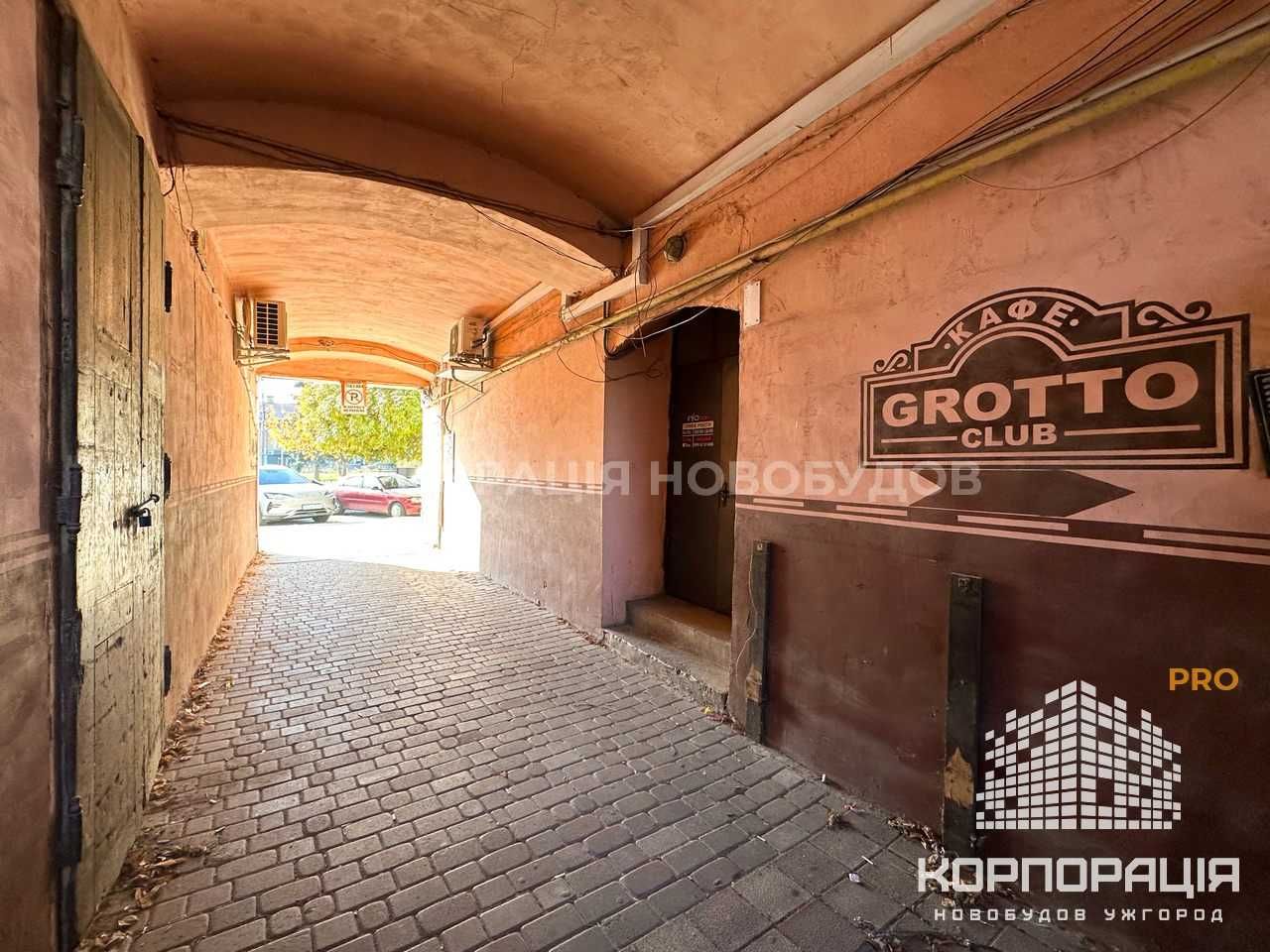 Оренда комерційного приміщення (підвальне), ремонт, пл.Ш.Петефі, Центр