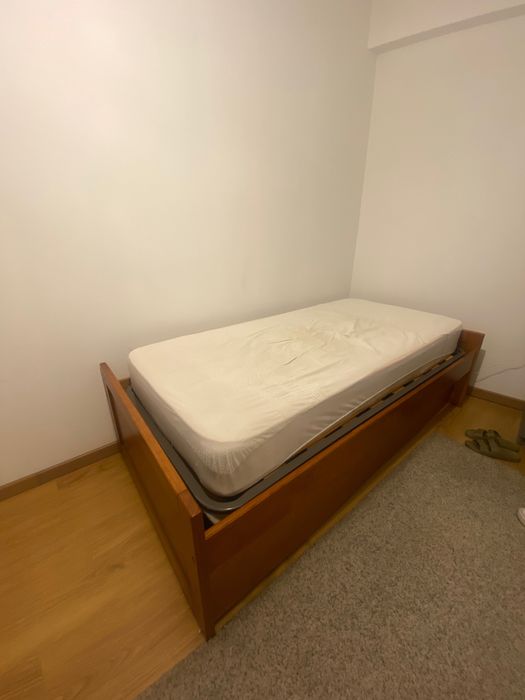 Cama género beliche