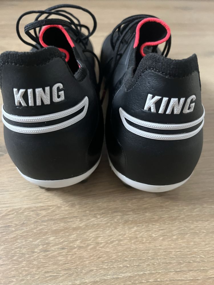 Korki Puma King