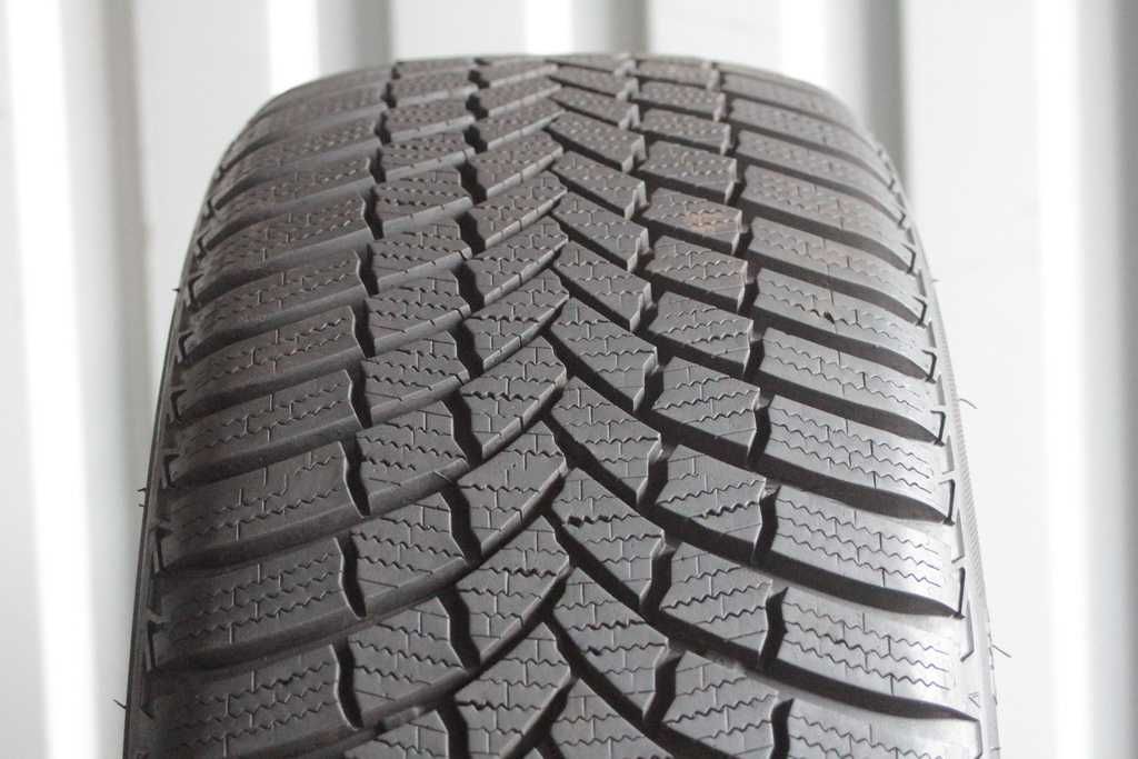 225/45/17 Bridgestone Blizzak LM 001 evo 225/45 R17 1x8mm