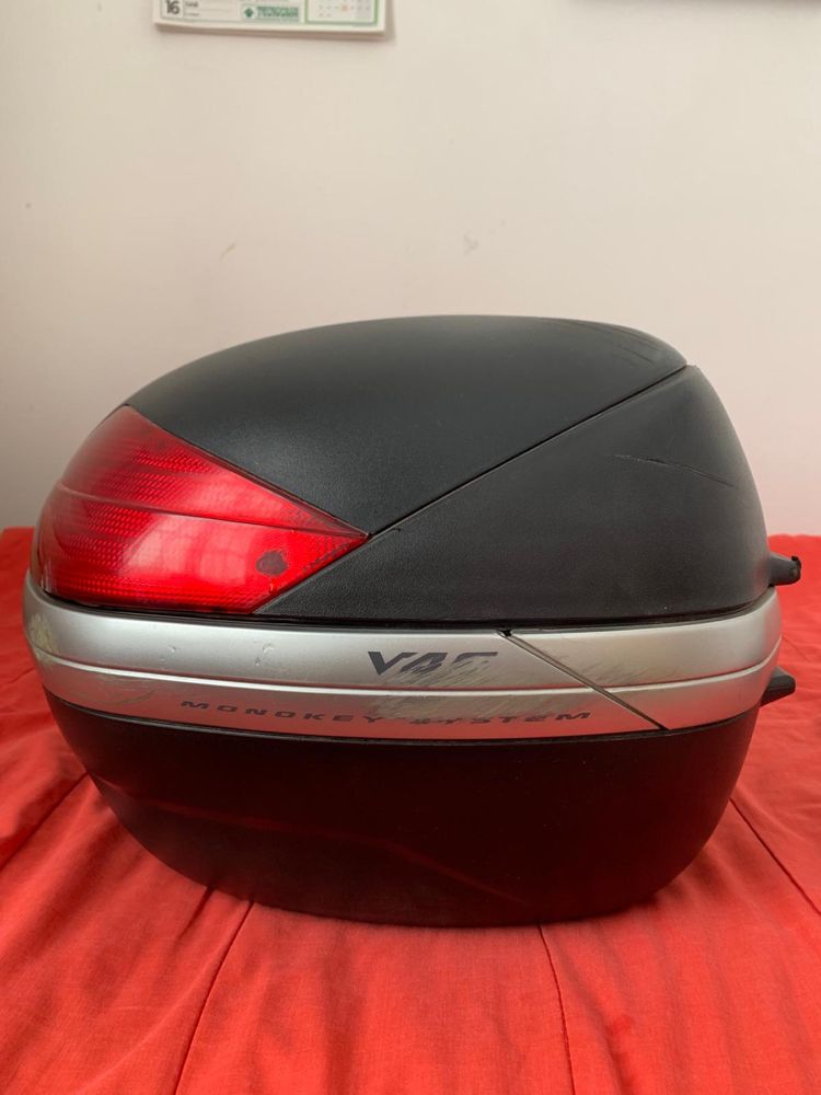 Продам кофр Givi V46