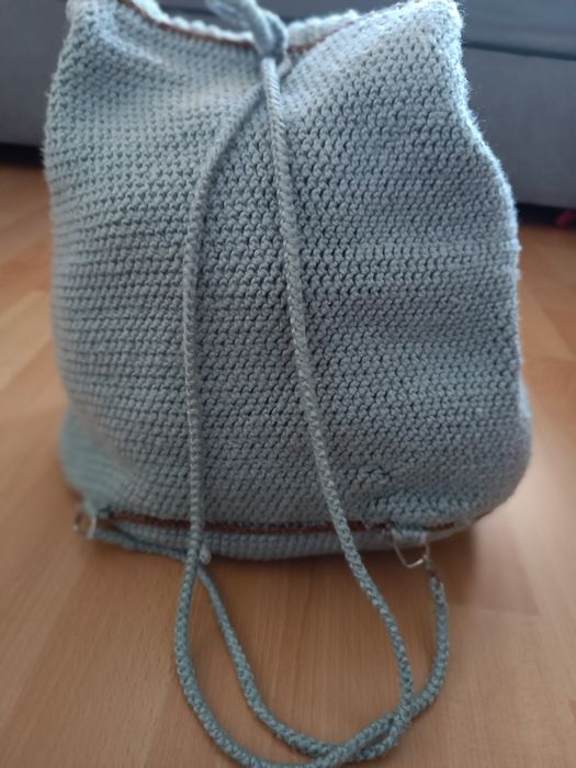 Plecak robiony na szydełku