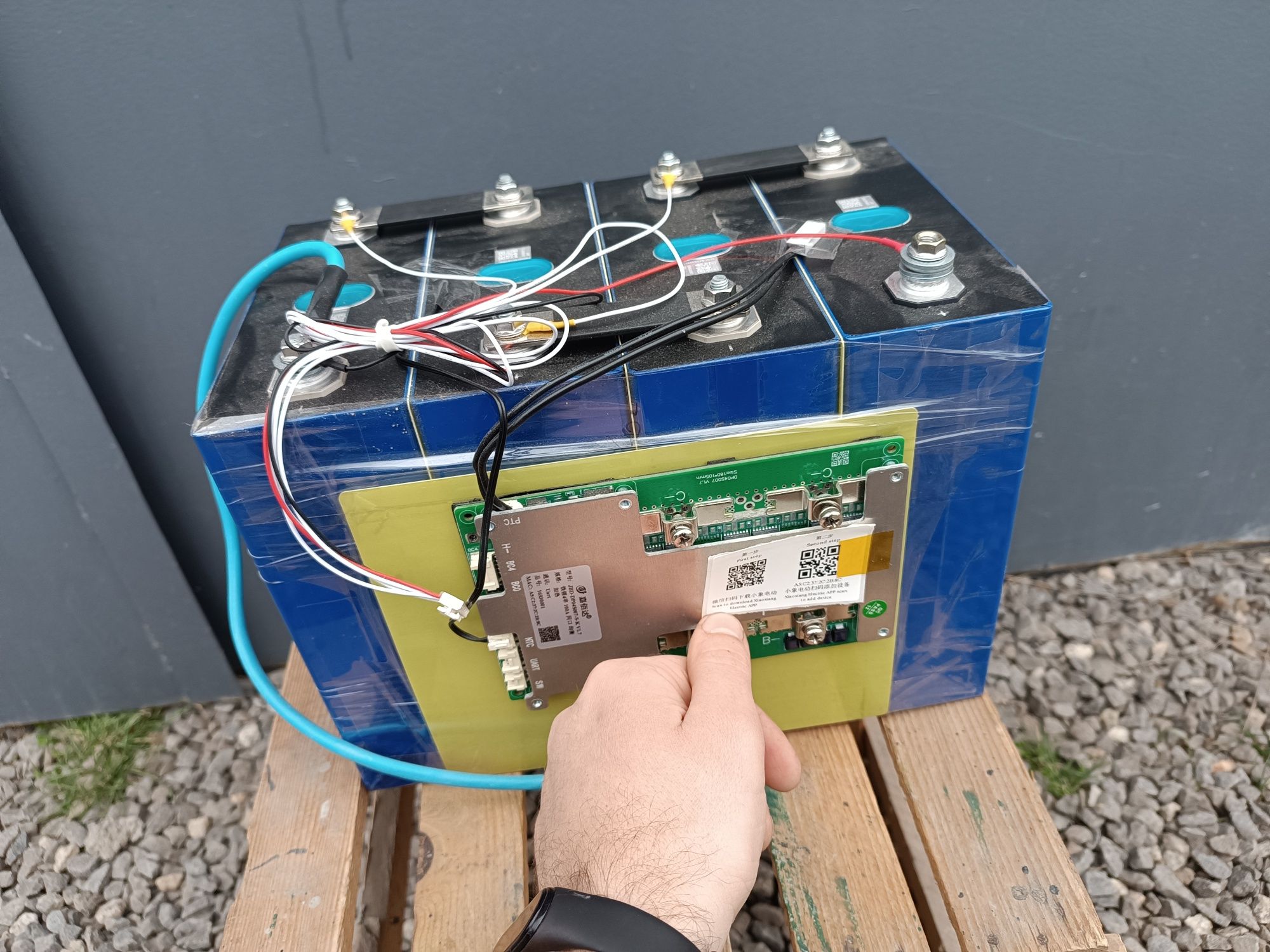 Акумулятори LifePo4, BMS JBD 4S 100A, зарядний пристрій для LifePo4