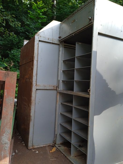 Шафа для інструменту шкаф з полками металевий