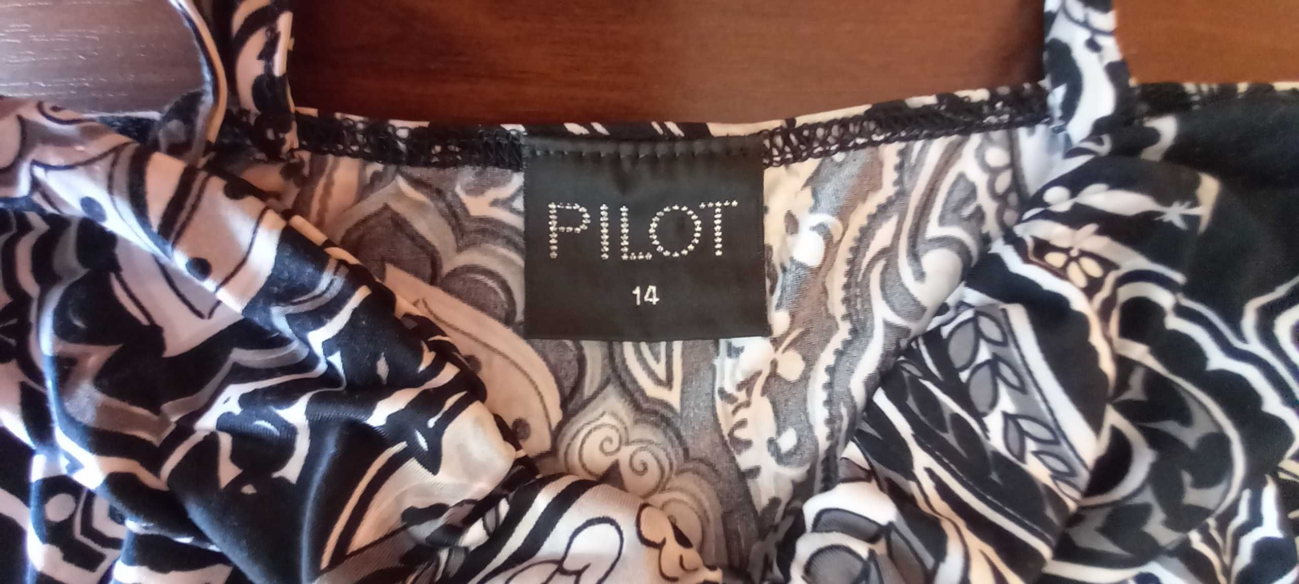 PILOT - Top damski    .  .