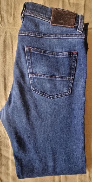 Spodnie Jeansowe firmy Bugatti rozm. L