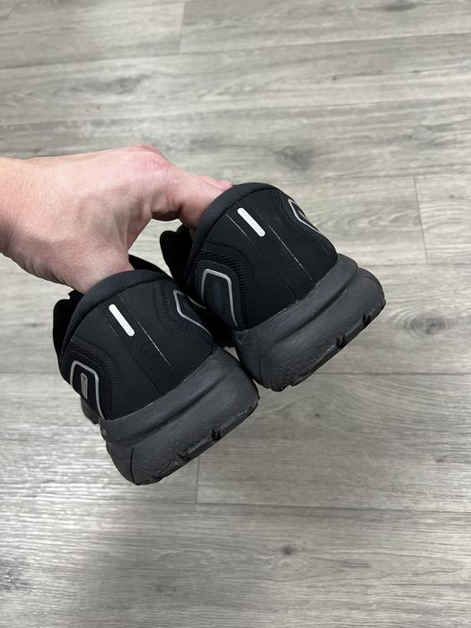 Кроссовки мужские на gore tex Brooks