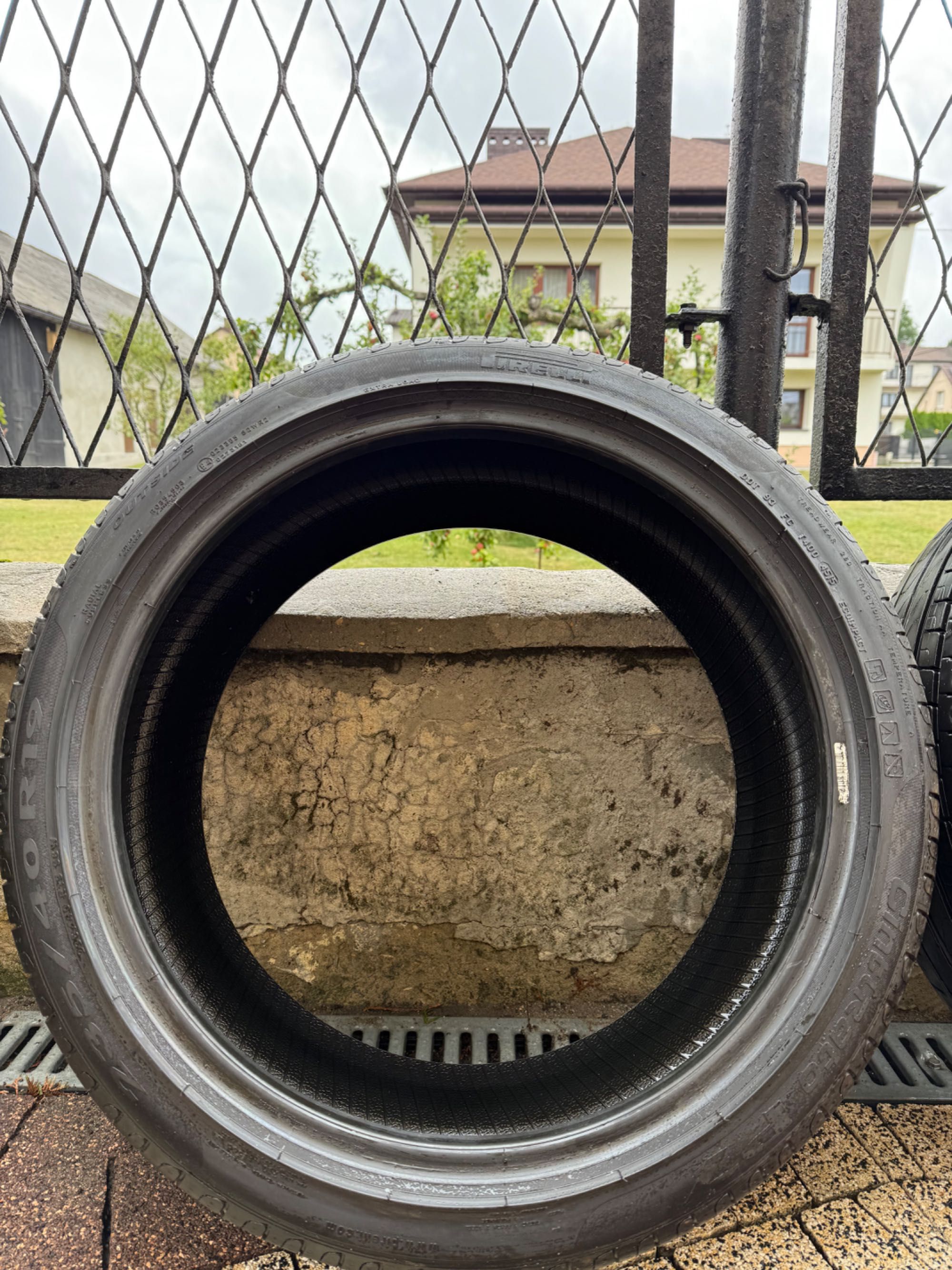 Opony Pirelli 235/40r19