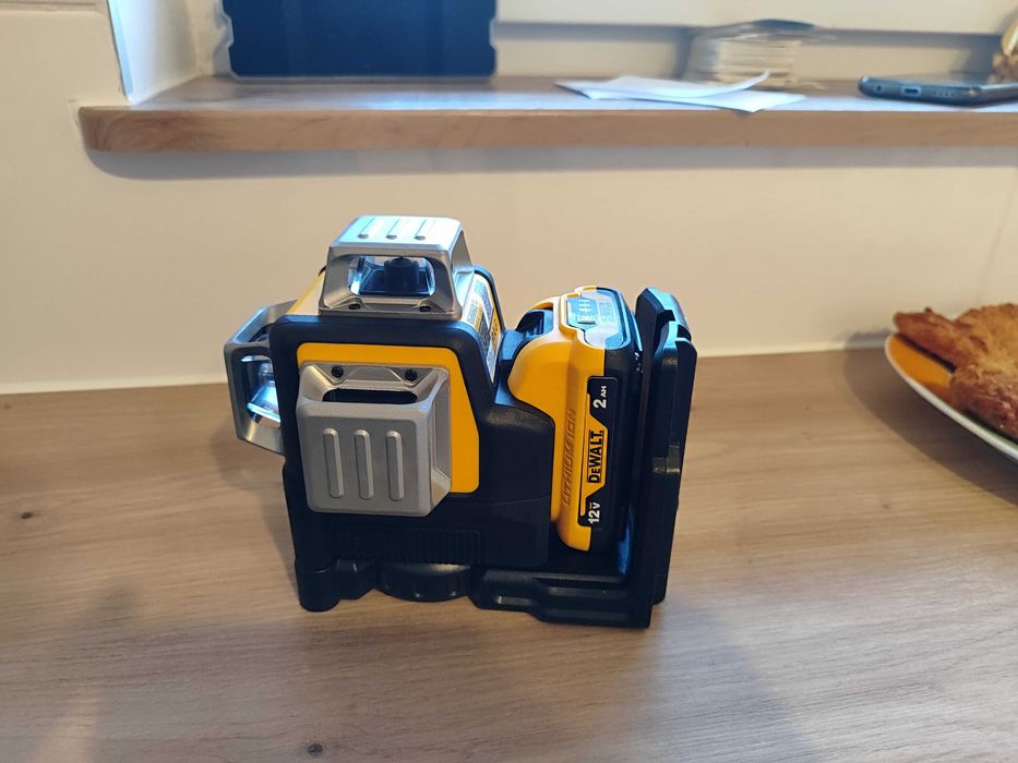 Laser 360 12V akumulator DW089 pokrowiec NOWY zestaw