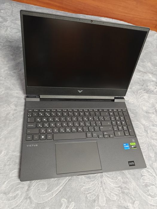 HP Victus 15 rtx3050 1TB SSD стан нового + сумка