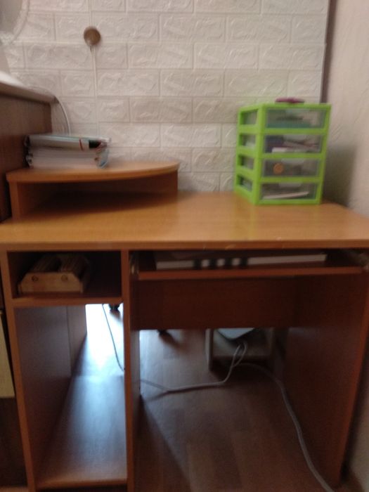 Стол письменный стол